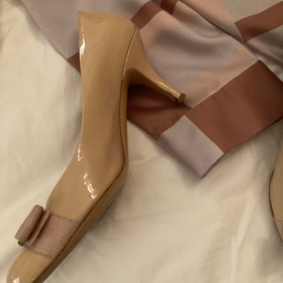 Salvatore Ferragama Shoe, Size 6 Color - Blush - Tan - Neutral - Patent Leather - Picture 9 of 12